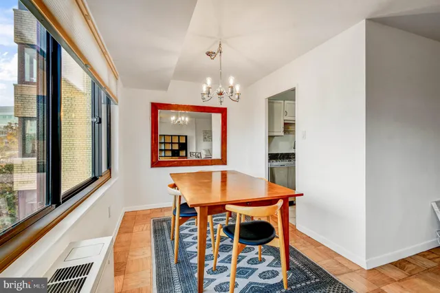 $1,949 | 5410 Connecticut Avenue Northwest, Unit 604, Washington, DC 20015