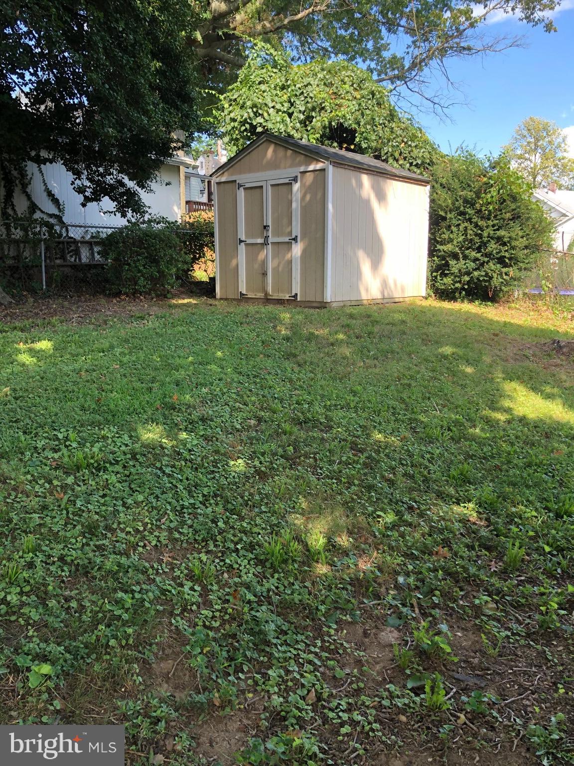 107 Cedar Road Wallingford, PA 19086 - Photo 24 of 30 Yard with storage shed & BBQ included