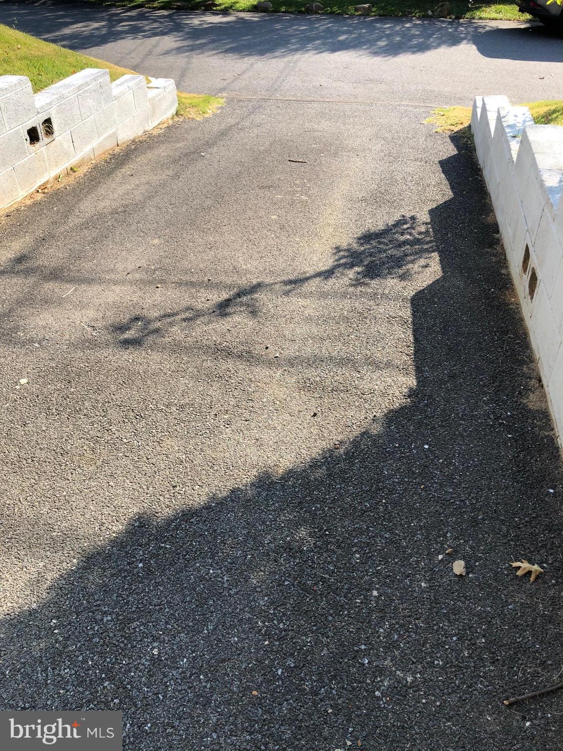 107 Cedar Road Wallingford, PA 19086 - Photo 28 of 30 Private Driveway park 2 cars