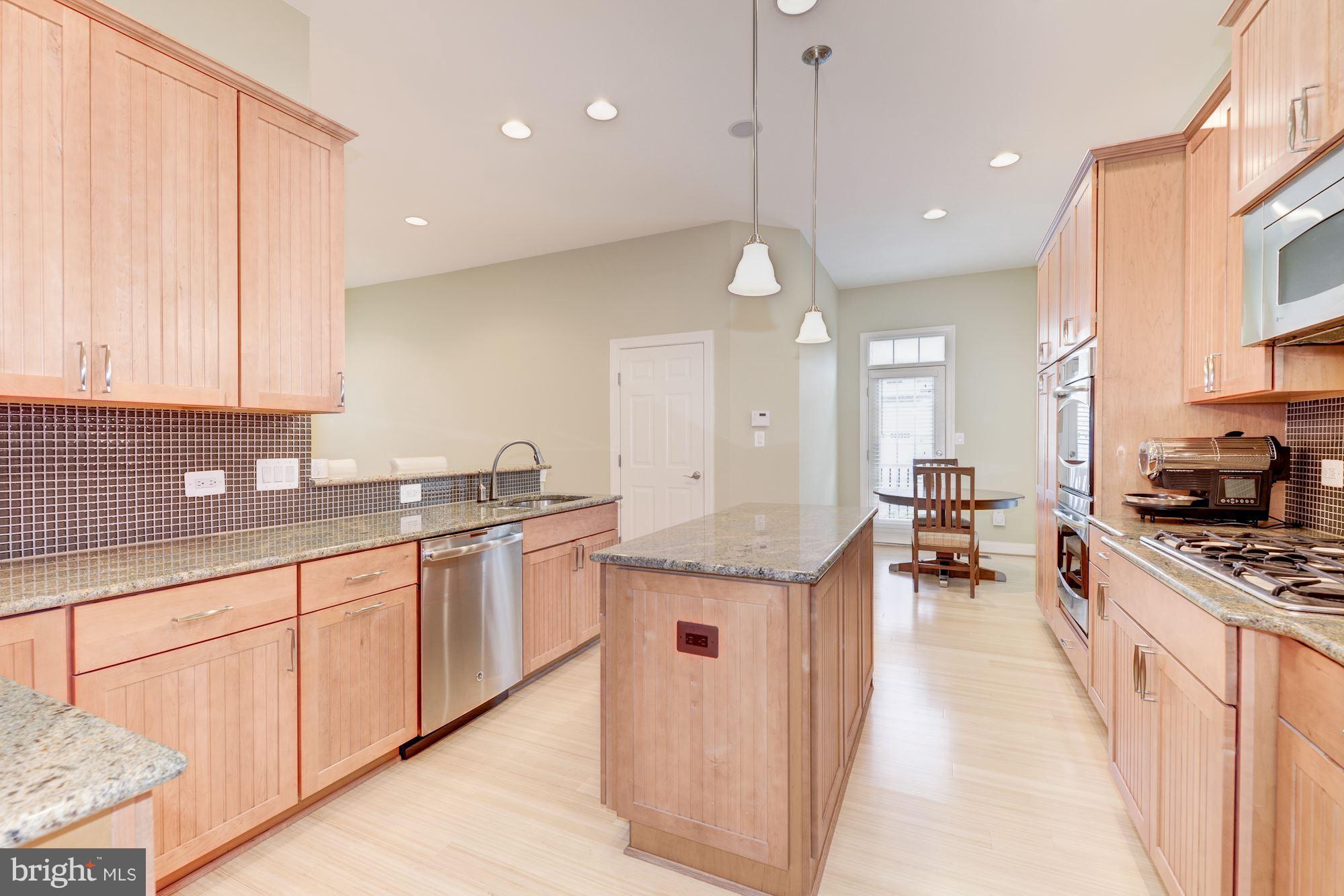 6008 Masondale Road Alexandria, VA 22315 - Photo 7 of 30 Kitchen