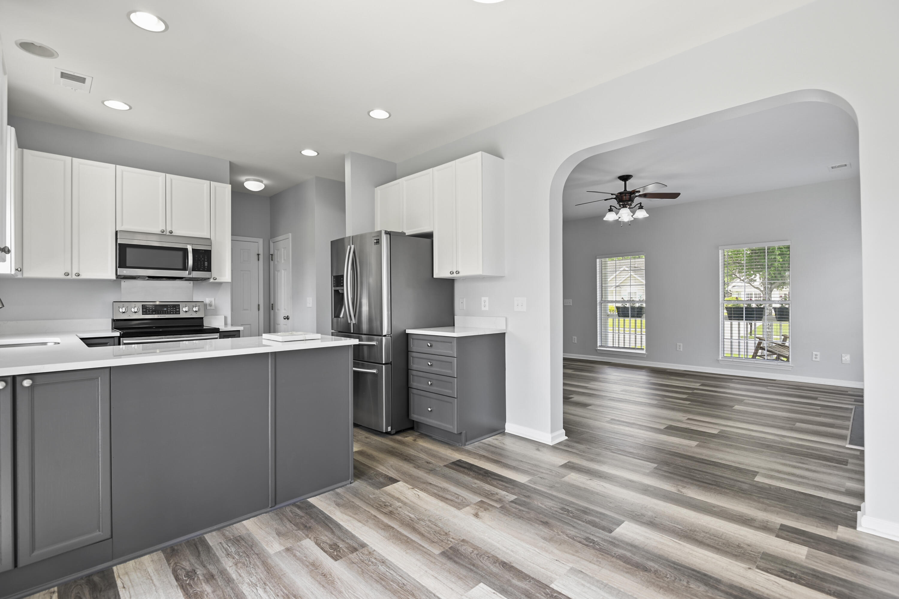 796 Bent Hickory Road Charleston, SC 29414 - Photo 9 of 27 Kitchen towards front