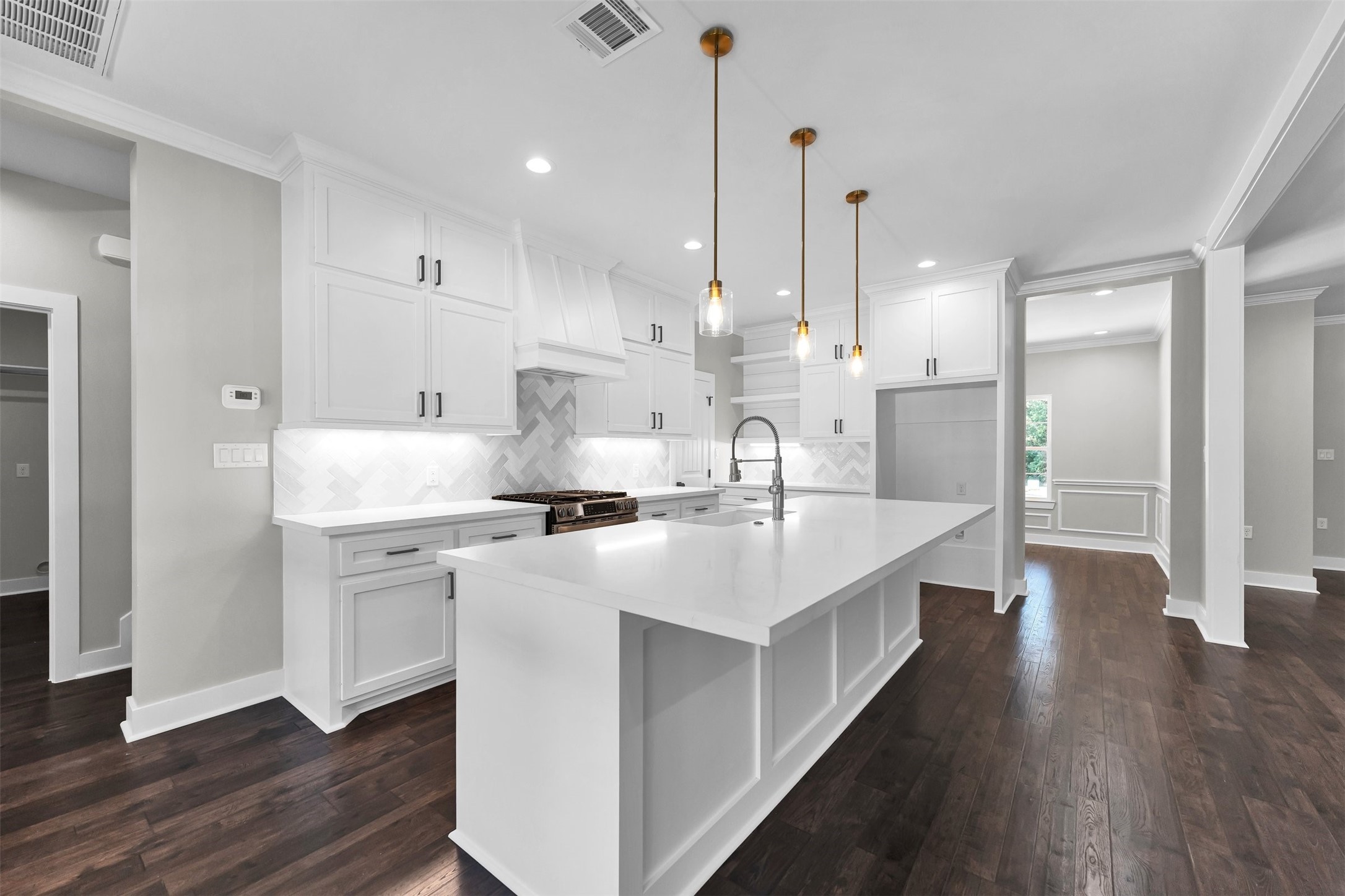 1087 Jones Road New Waverly, TX 77358 - Photo 10 of 44 Gallery Image 10