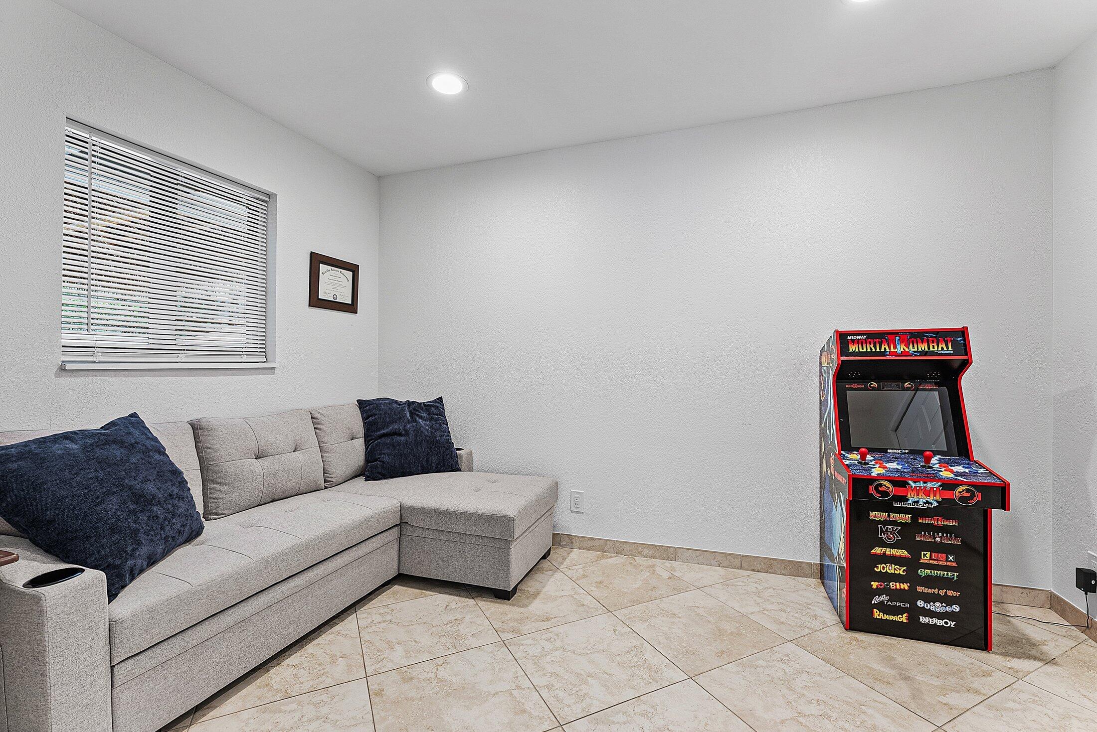 22233 Martella Avenue Boca Raton, FL 33433 - Photo 33 of 46 031-22233MartellaAvenue-BocaRaton-FL-334
