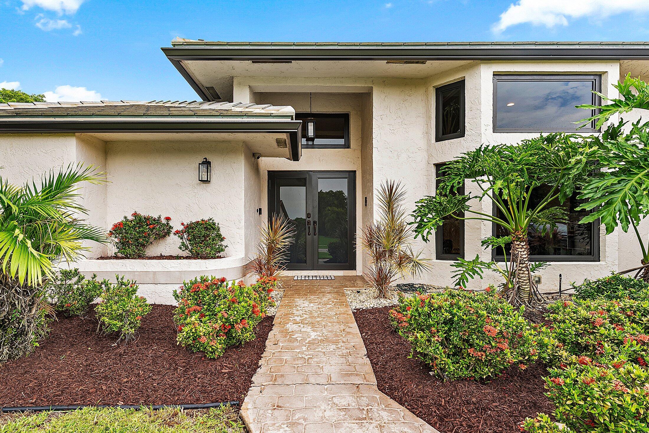 22233 Martella Avenue Boca Raton, FL 33433 - Photo 5 of 46 003-22233MartellaAvenue-BocaRaton-FL-334