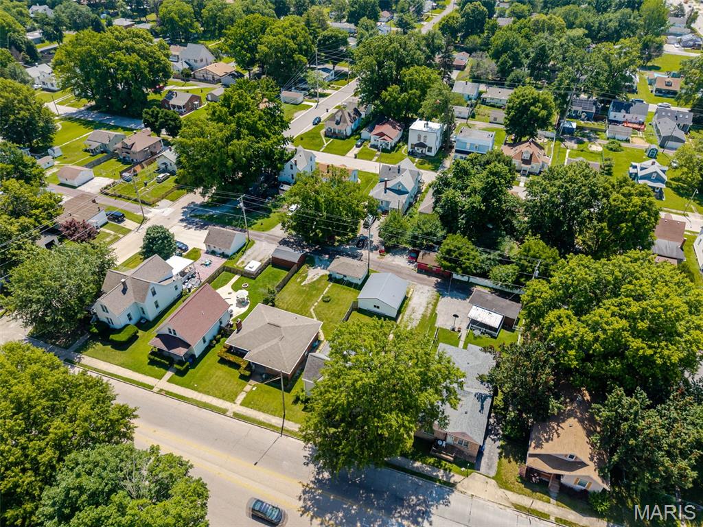 1324 Lebanon Avenue Belleville, IL 62221 - Photo 33 of 36