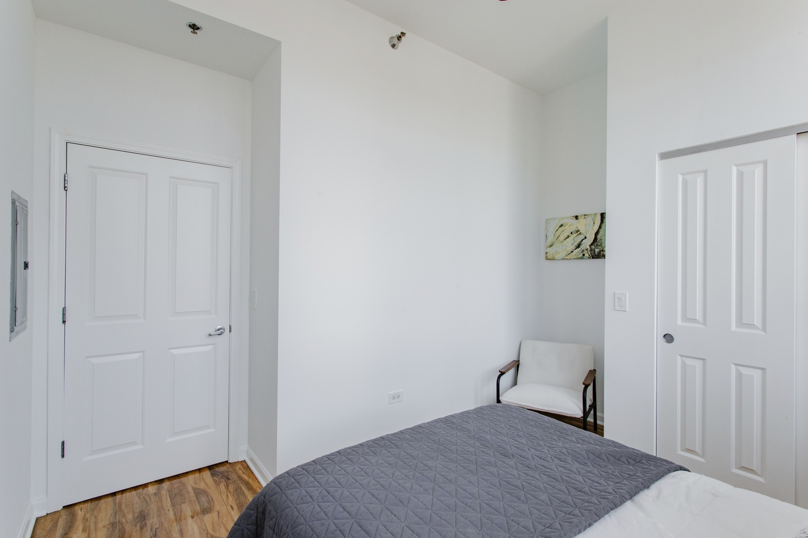 1464 South Michigan Avenue, Unit 704 Chicago, IL 60605 - Photo 15 of 22 a view of room