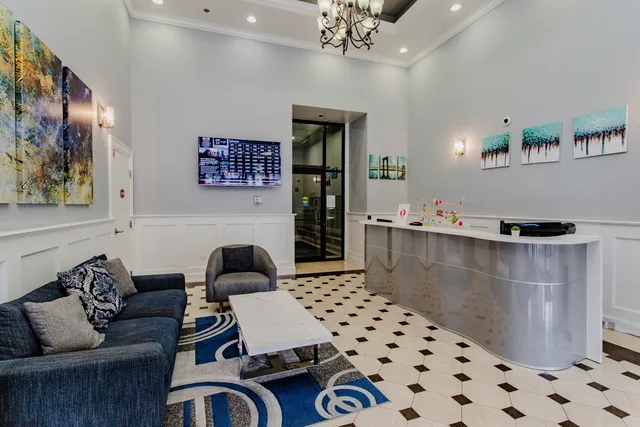 $375,000 | 1464 South Michigan Avenue, Unit 704, Chicago, IL 60605