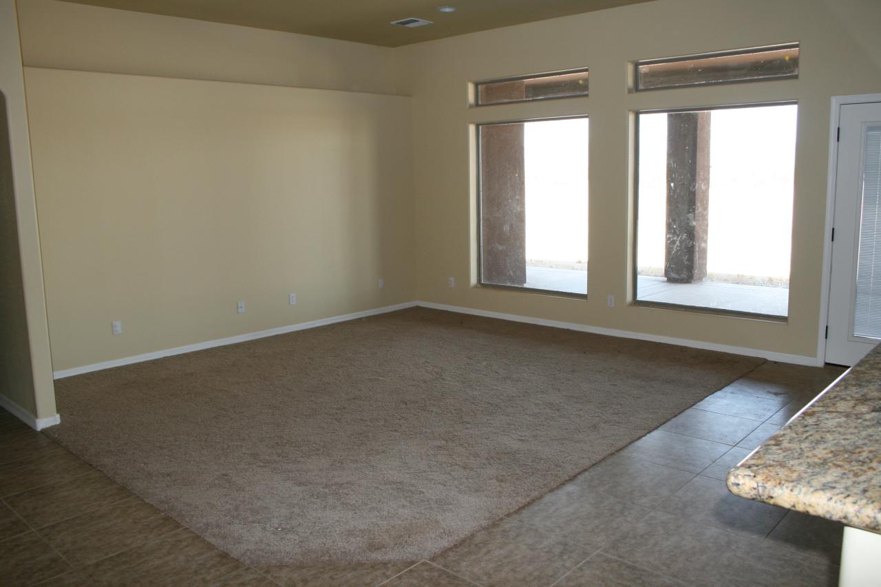 1946 North Smart Road Maricopa, AZ 85139 - Photo 9 of 25 Greatroom