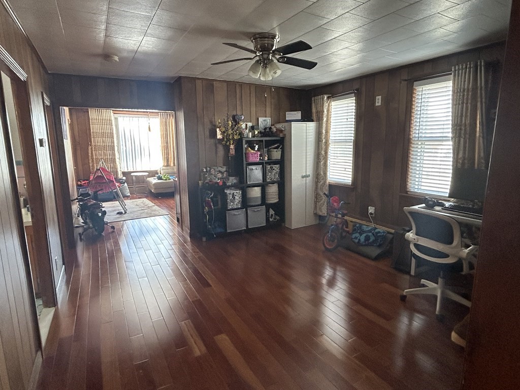 562 Cambridge Street Fall River, MA 02721 - Photo 9 of 26 Gallery Image 9