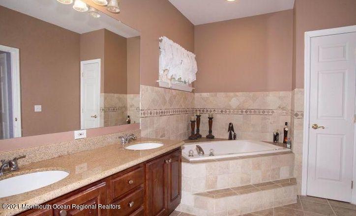 467 Leesville Road Jackson, NJ 08527 - Photo 12 of 18 12