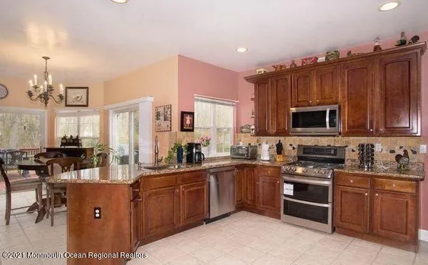 $4,800 | 467 Leesville Road, Jackson, NJ 08527