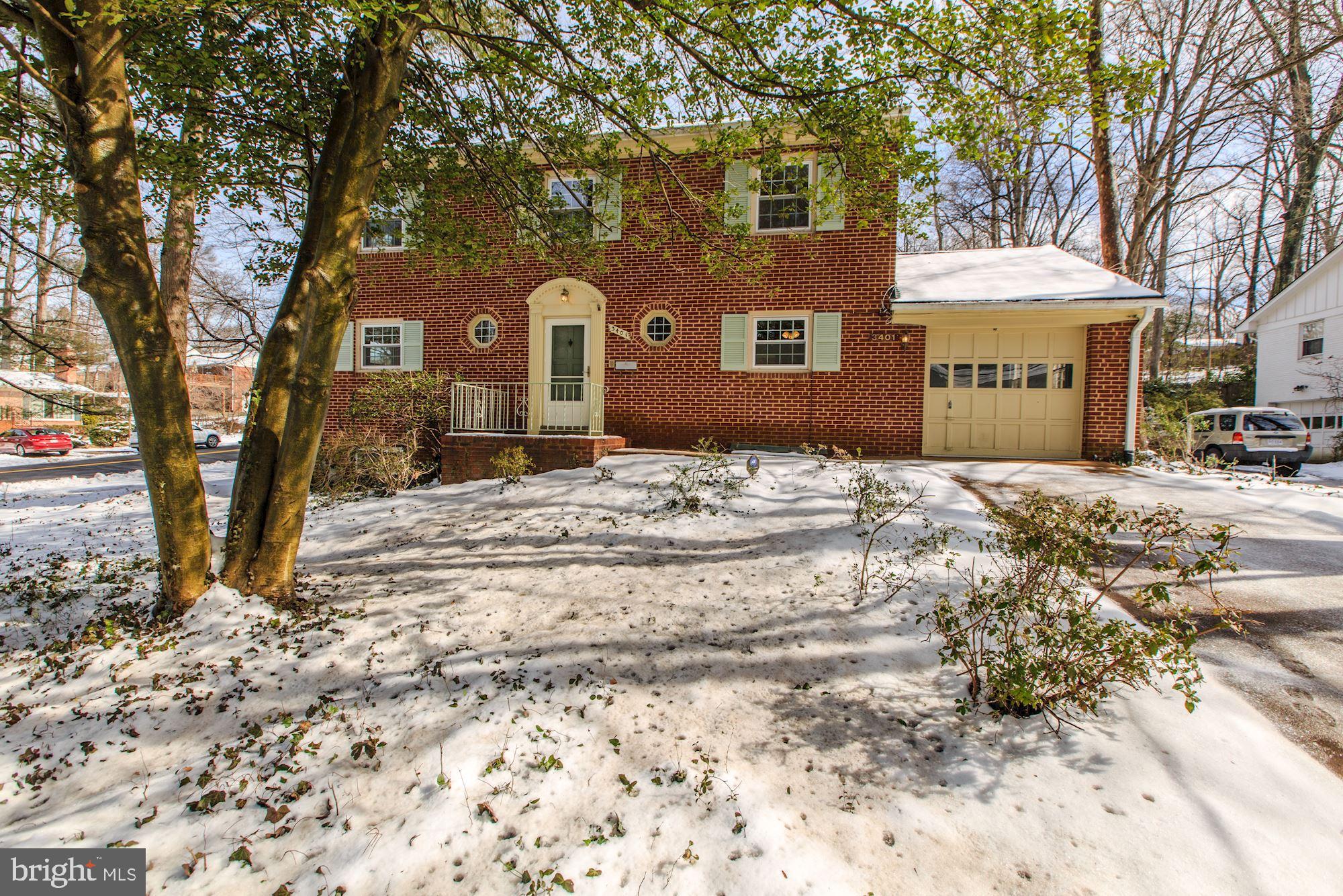3401 Prince William Drive Fairfax, VA 22031 - Photo 2 of 33 Exterior Front