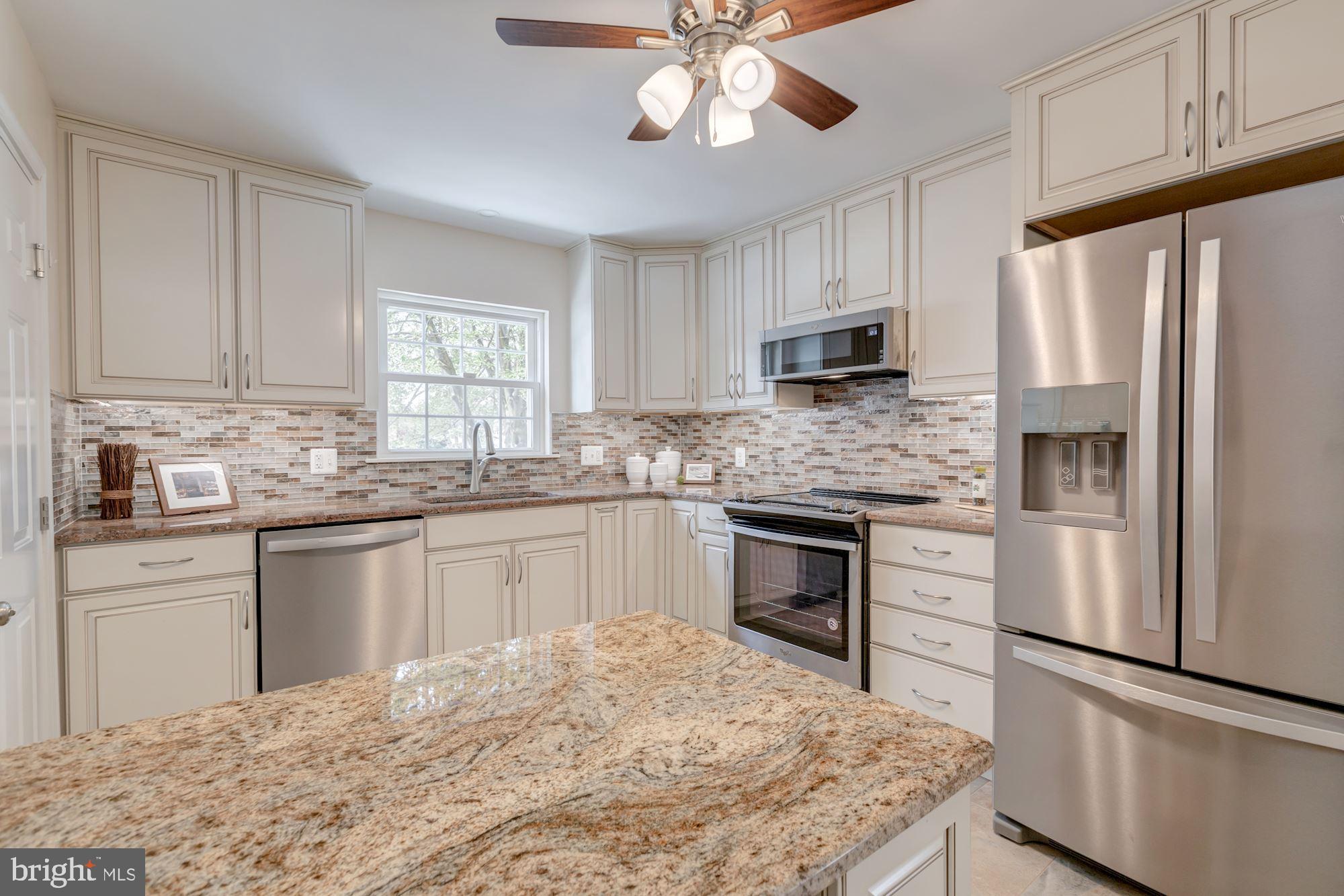 3401 Prince William Drive Fairfax, VA 22031 - Photo 9 of 33 Kitchen