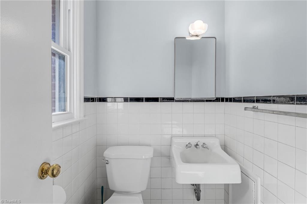 6356 Skylark Road Pfafftown, NC 27040 - Photo 31 of 48 Half-bath off primary bedroom