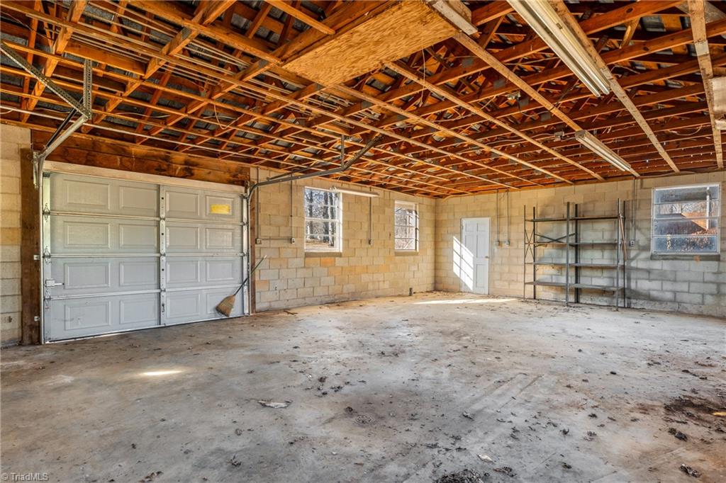 6356 Skylark Road Pfafftown, NC 27040 - Photo 40 of 48 Detached building