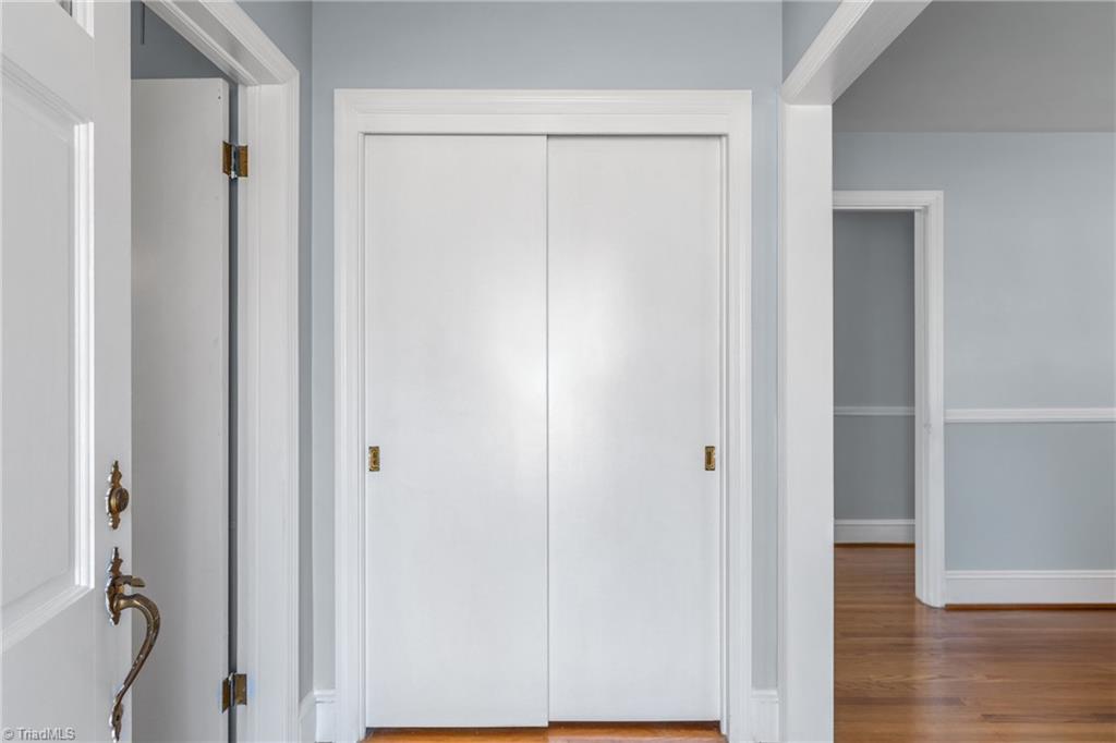 6356 Skylark Road Pfafftown, NC 27040 - Photo 10 of 48 Front Entry