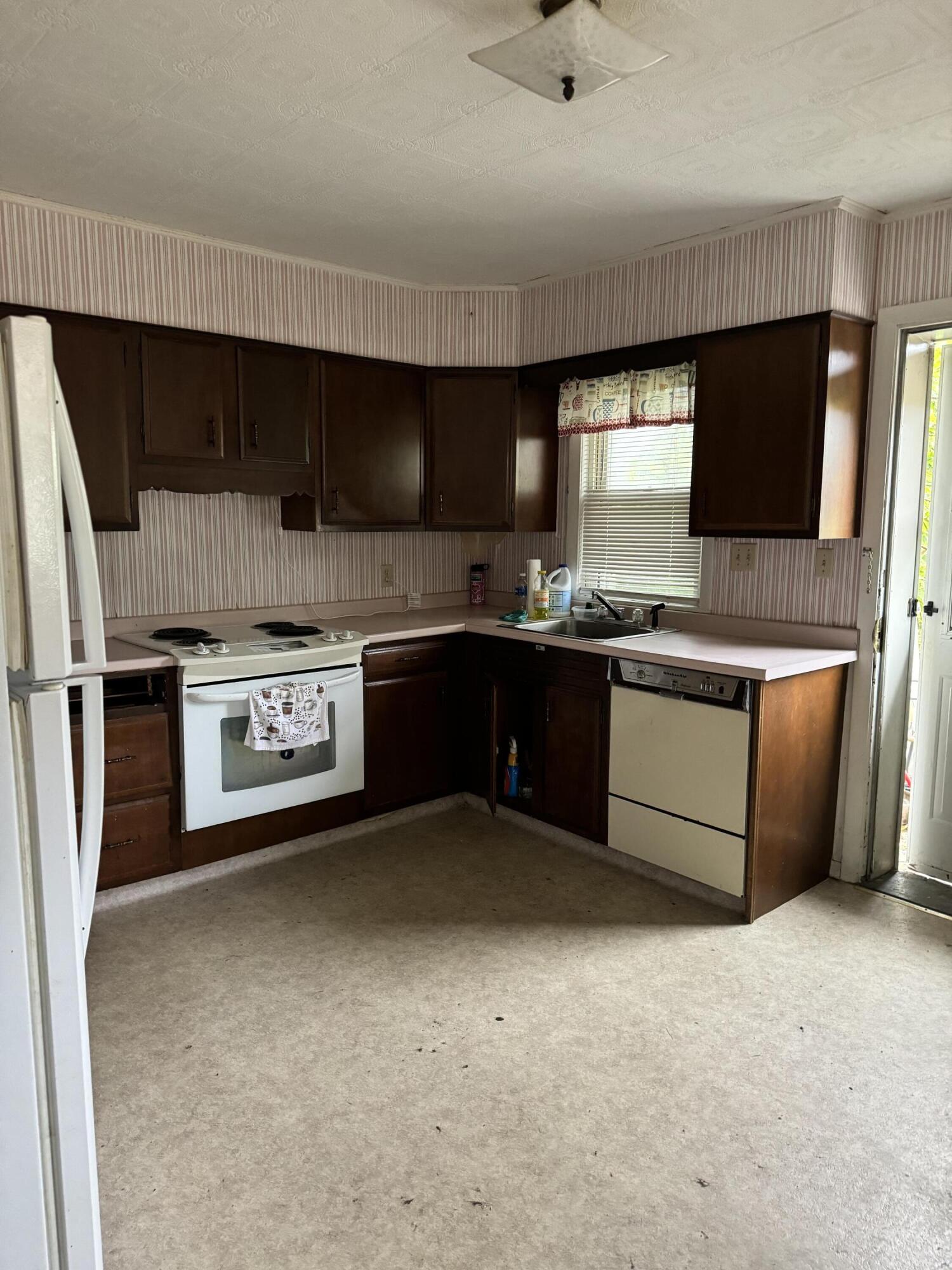 38 Nokomis Road Corinna, ME 04928 - Photo 4 of 12 kitchen