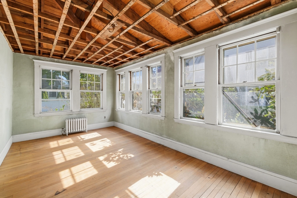 9 Cedar Street Marblehead, MA 01945 - Photo 10 of 26