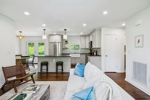 $479,000 | 4001 Dumbarton Drive, Nashville, TN 37207