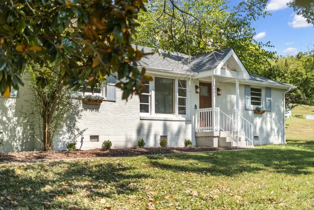 $469,000 | 4001 Dumbarton Drive, Nashville, TN 37207