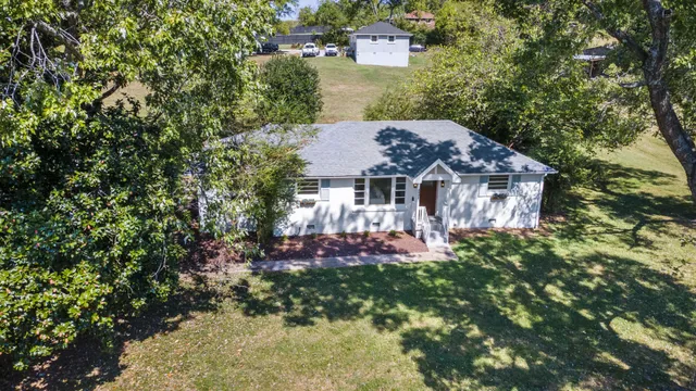 $469,000 | 4001 Dumbarton Drive, Nashville, TN 37207