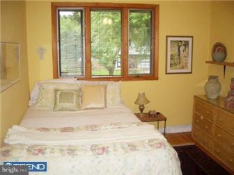 503 Howard Road Cherry Hill, NJ 08034 - Photo 9 of 11 Bedroom 2