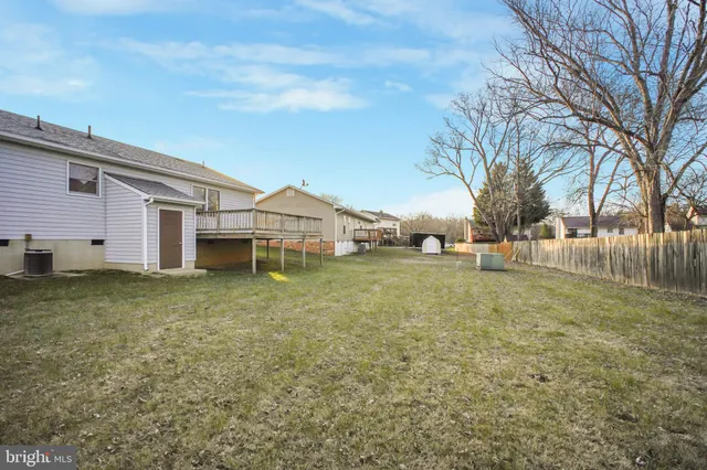 $2,150 | 806 Shamrock Drive, Fredericksburg, VA 22407