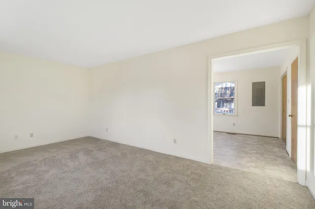 $2,150 | 806 Shamrock Drive, Fredericksburg, VA 22407