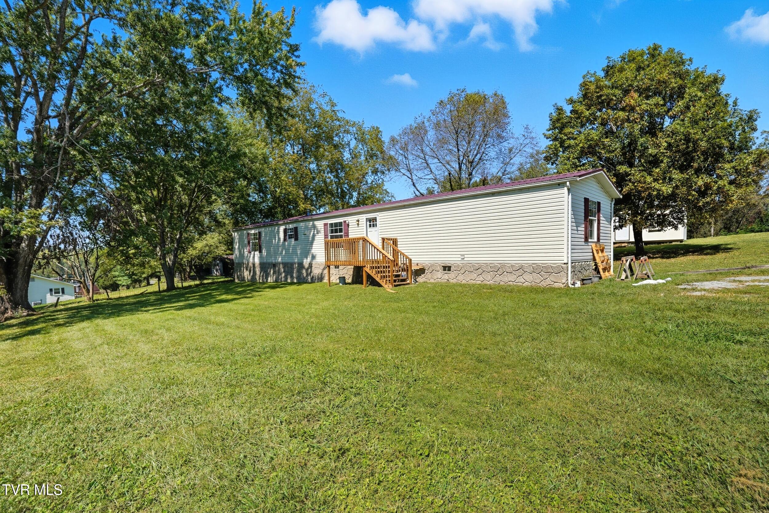 159 Peoples Road Bristol, TN 37620 - Photo 3 of 35 3_dsc04321