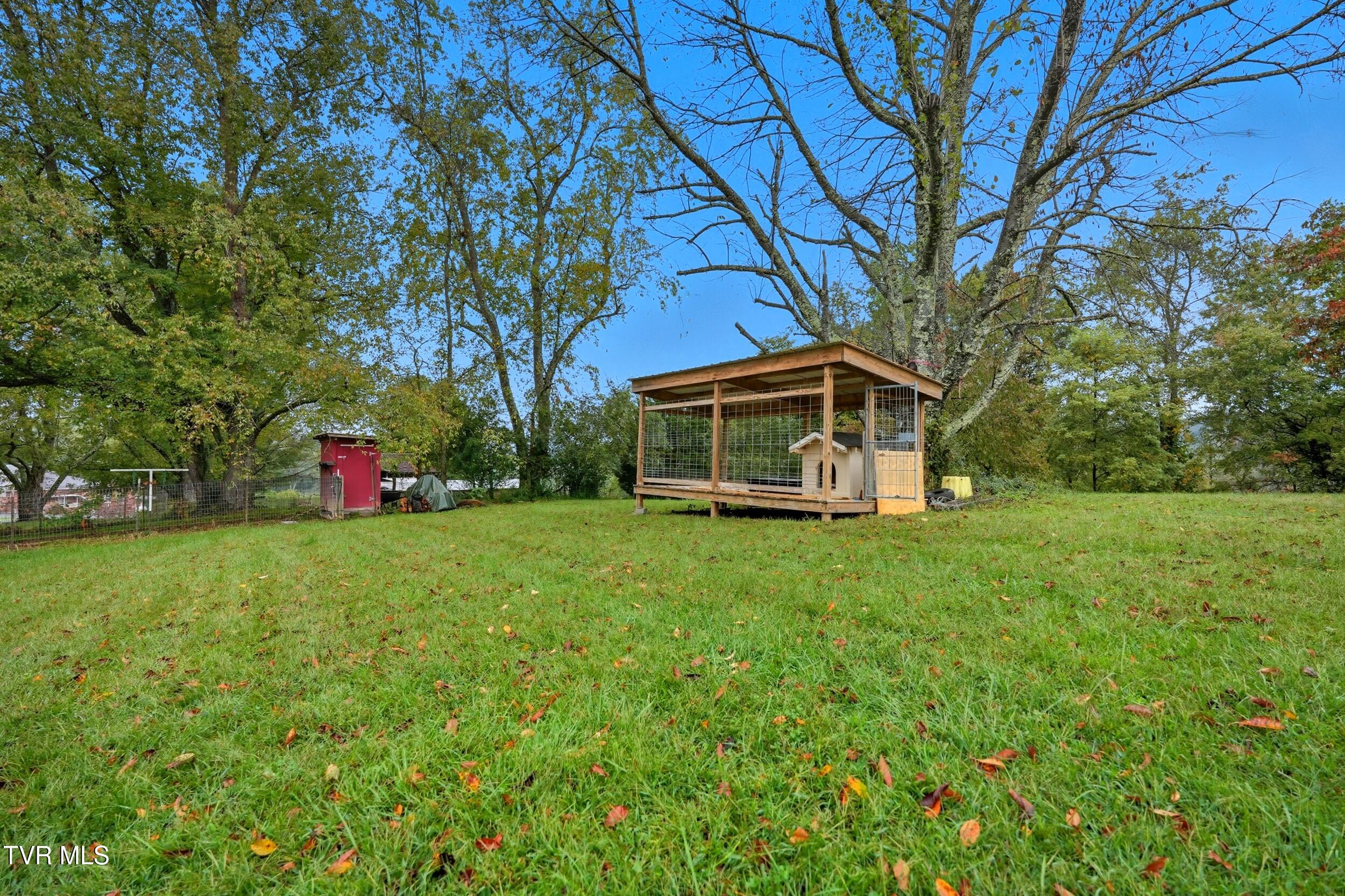 159 Peoples Road Bristol, TN 37620 - Photo 31 of 35 18_dsc04943