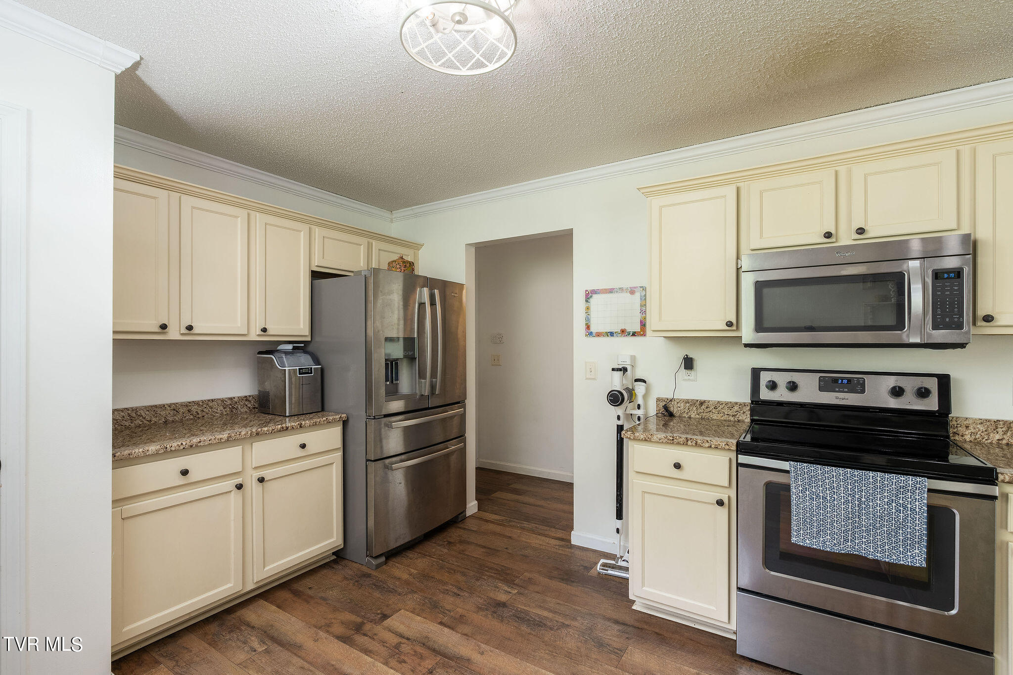 232 Roo Place Bristol, VA 24201 - Photo 28 of 50 DSC00568-Edit