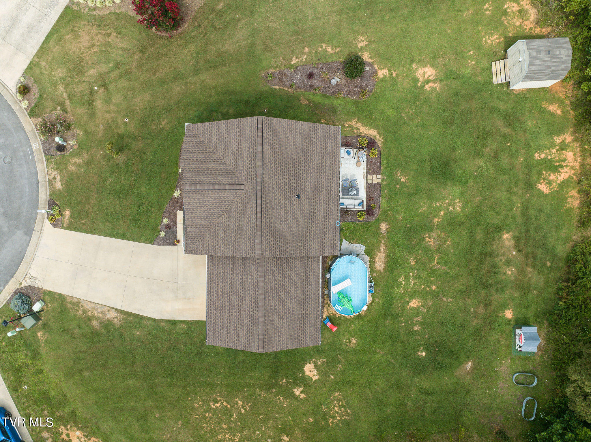232 Roo Place Bristol, VA 24201 - Photo 4 of 50 DJI_0126