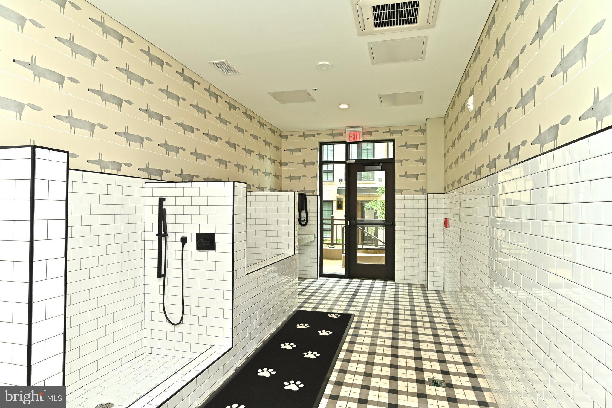 1892 Easterly Road Reston, VA 20190 - Photo 37 of 45 a bathroom with a shower