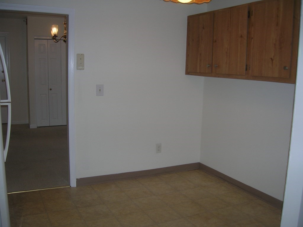 6 April Lane, Unit 33 Lexington, MA 02421 - Photo 8 of 12