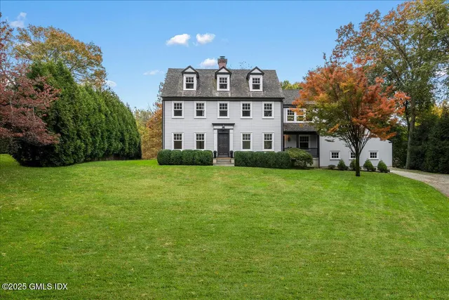 $2,795,000 | 92 Hillcrest Park Road, Old Greenwich, CT 06870