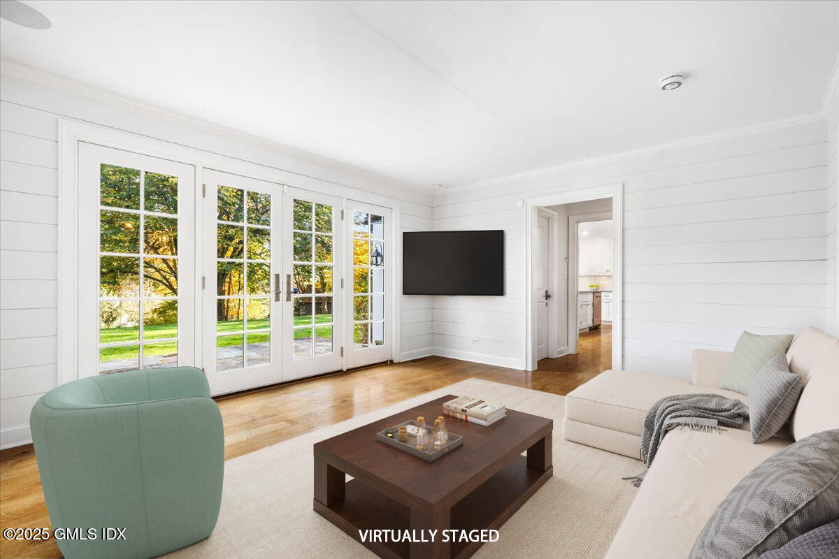 92 Hillcrest Park Road Old Greenwich, CT 06870 - Photo 13 of 43 Family room