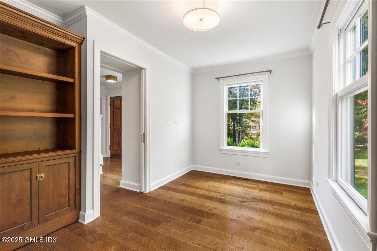 92 Hillcrest Park Road Old Greenwich, CT 06870 - Photo 14 of 43 Office