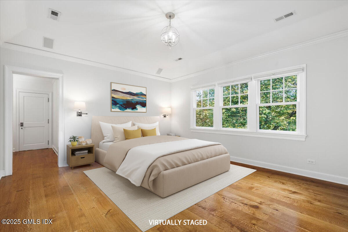92 Hillcrest Park Road Old Greenwich, CT 06870 - Photo 20 of 43 Primary Suite