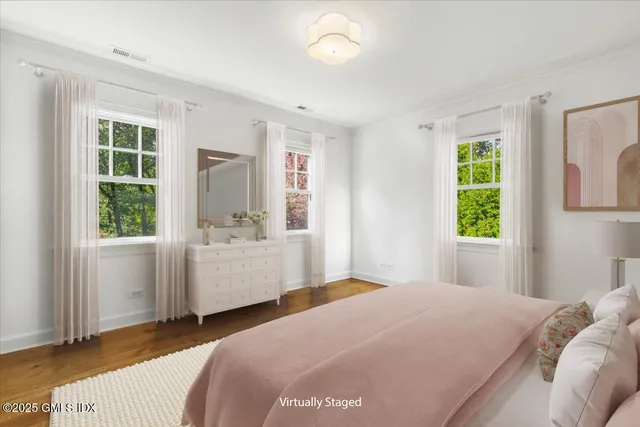 $2,795,000 | 92 Hillcrest Park Road, Old Greenwich, CT 06870