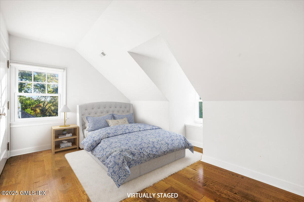 92 Hillcrest Park Road Old Greenwich, CT 06870 - Photo 27 of 43 Guest Suite