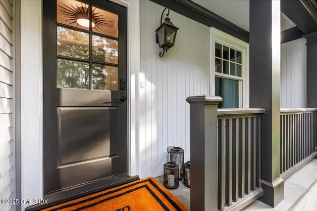 $2,795,000 | 92 Hillcrest Park Road, Old Greenwich, CT 06870