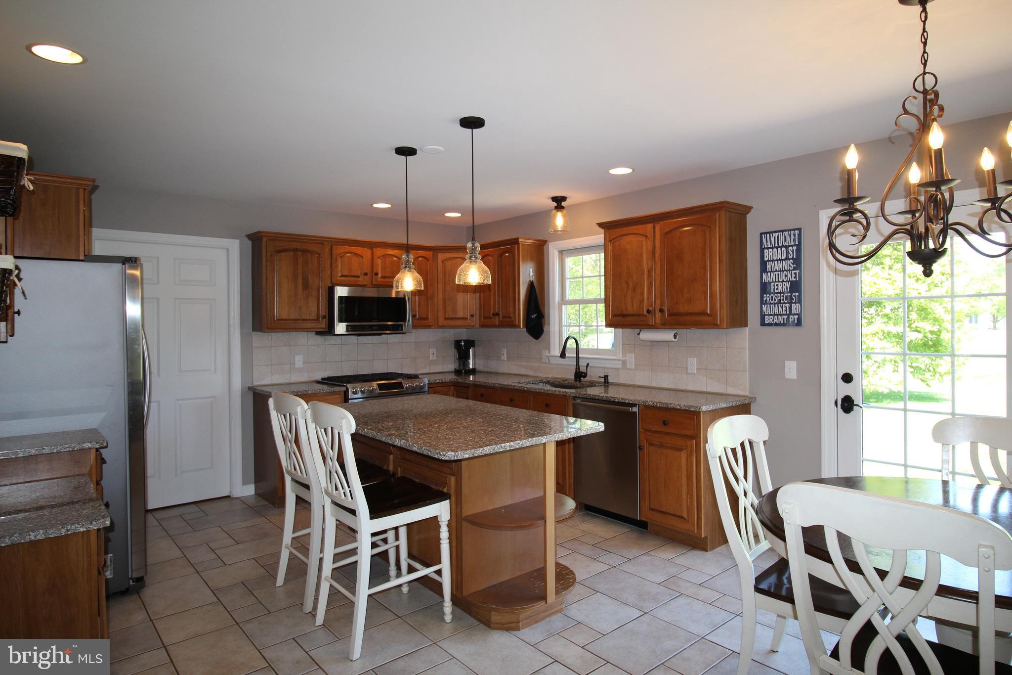 2348 Raleigh Road Hummelstown, PA 17036 - Photo 6 of 27 Kitchen