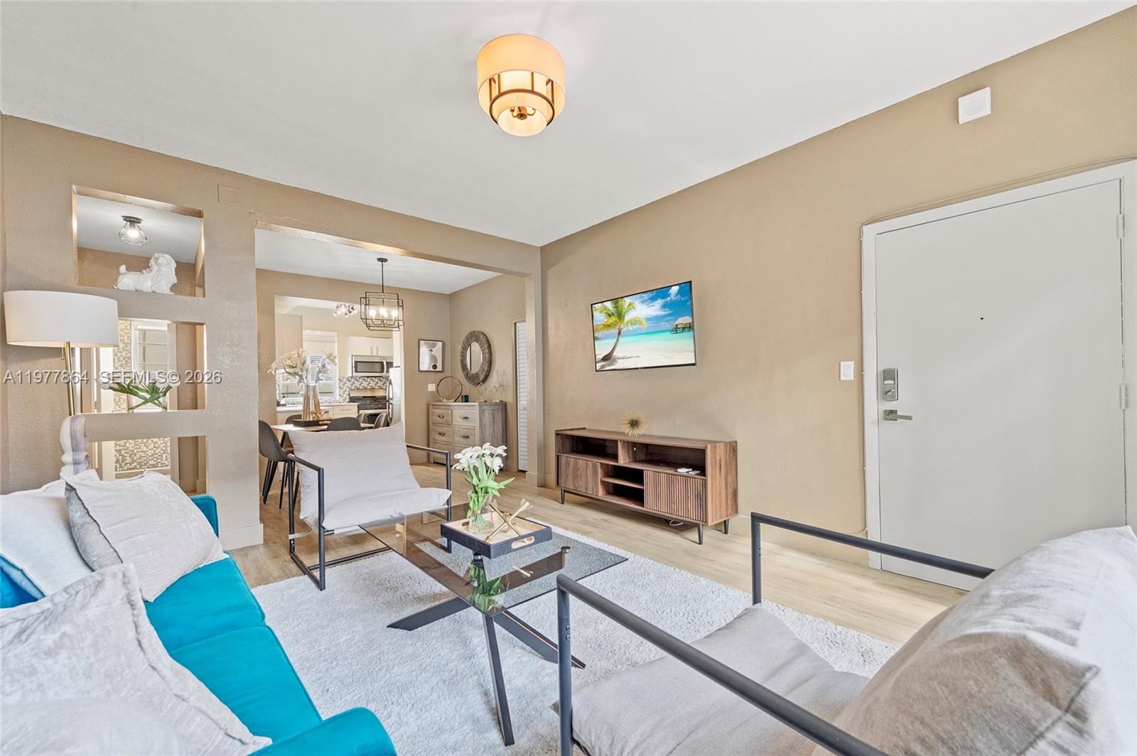 301 86th Street, Unit 3112 Miami Beach, FL 33141 - Photo 2 of 15