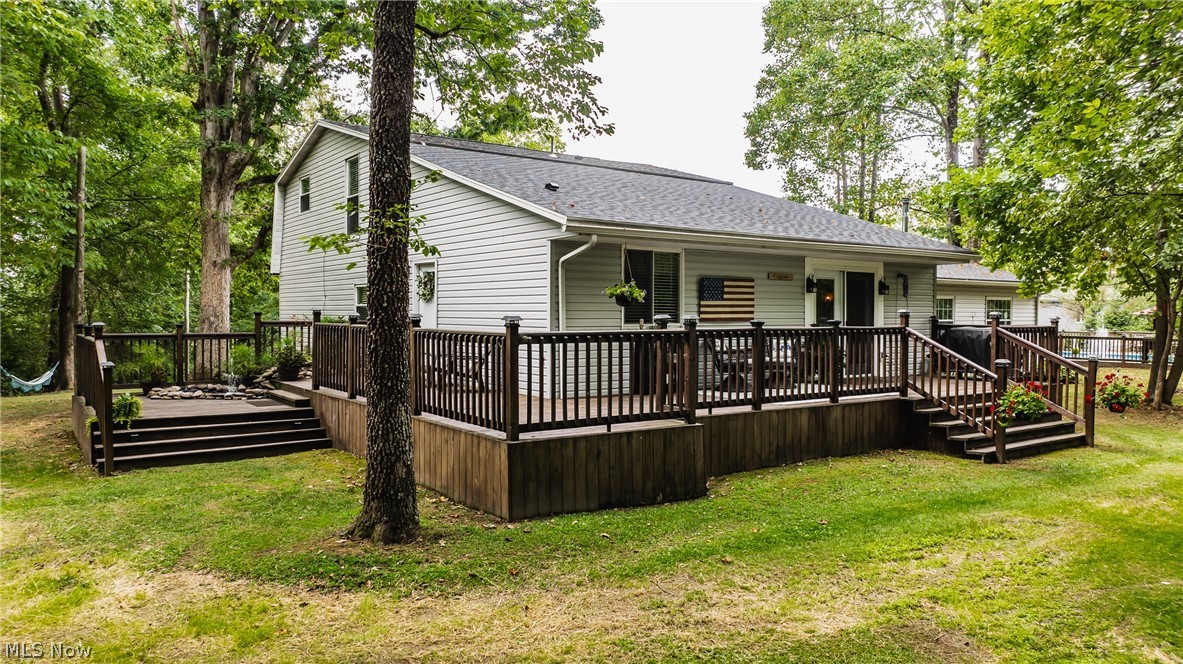 305 Alloway Road Little Hocking, OH 45742 - Photo 5 of 48 Back of home with wrap around deck