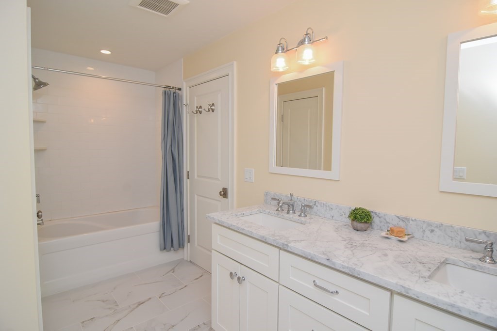 90 Dover Road Wellesley, MA 02482 - Photo 24 of 34