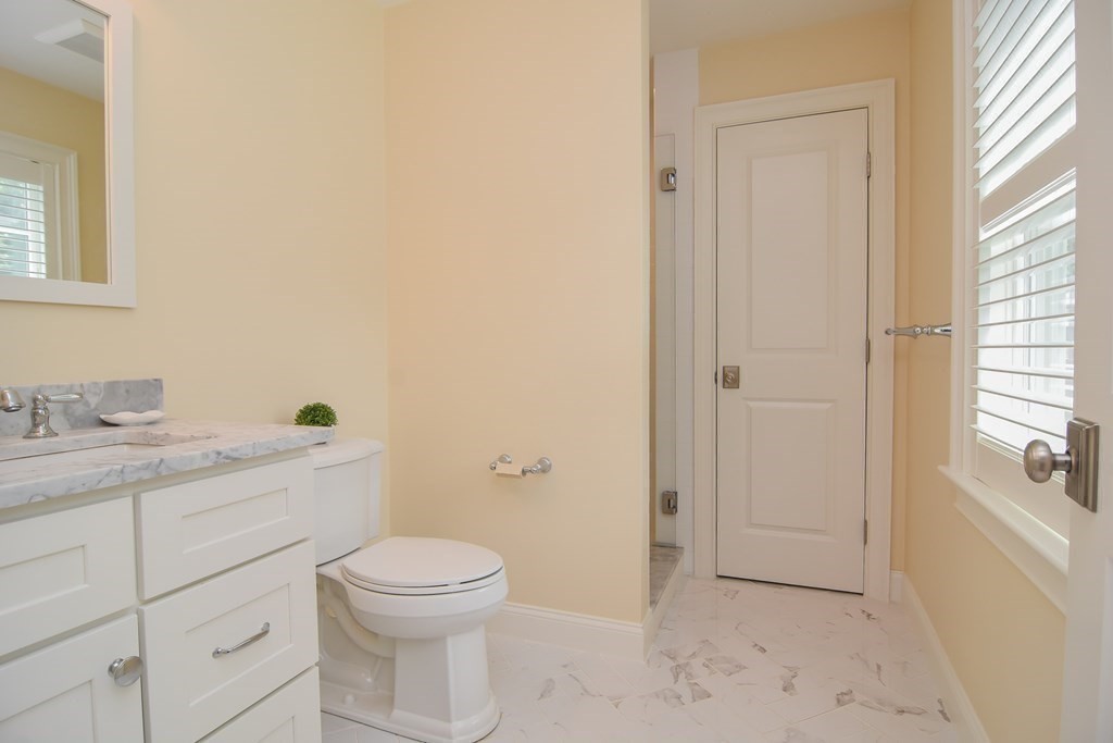 90 Dover Road Wellesley, MA 02482 - Photo 25 of 34