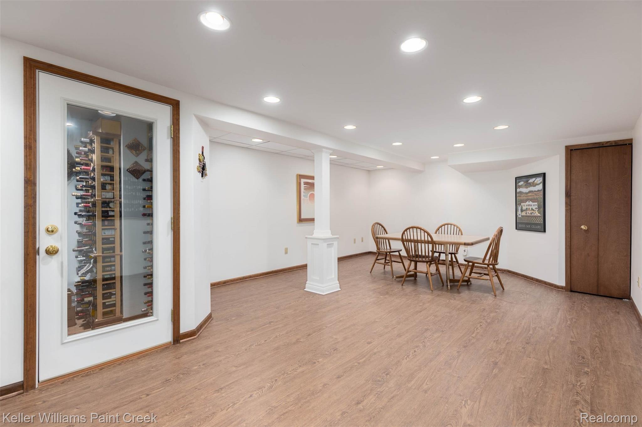 40925 Coventry Road Novi, MI 48375 - Photo 34 of 47 40925 Coventry Rd-39.jpg