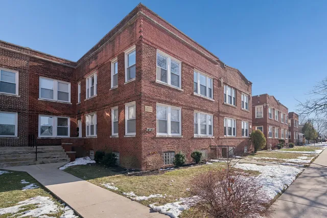 $1,050 | 9635 South Forest Avenue, Unit G, Chicago, IL 60628