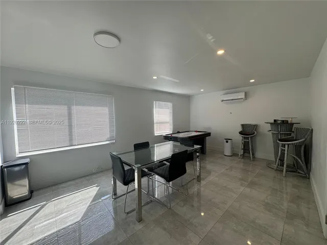 $860,000 | 1904 Southwest 28th Street, Fort Lauderdale, FL 33315