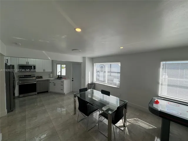 $860,000 | 1904 Southwest 28th Street, Fort Lauderdale, FL 33315